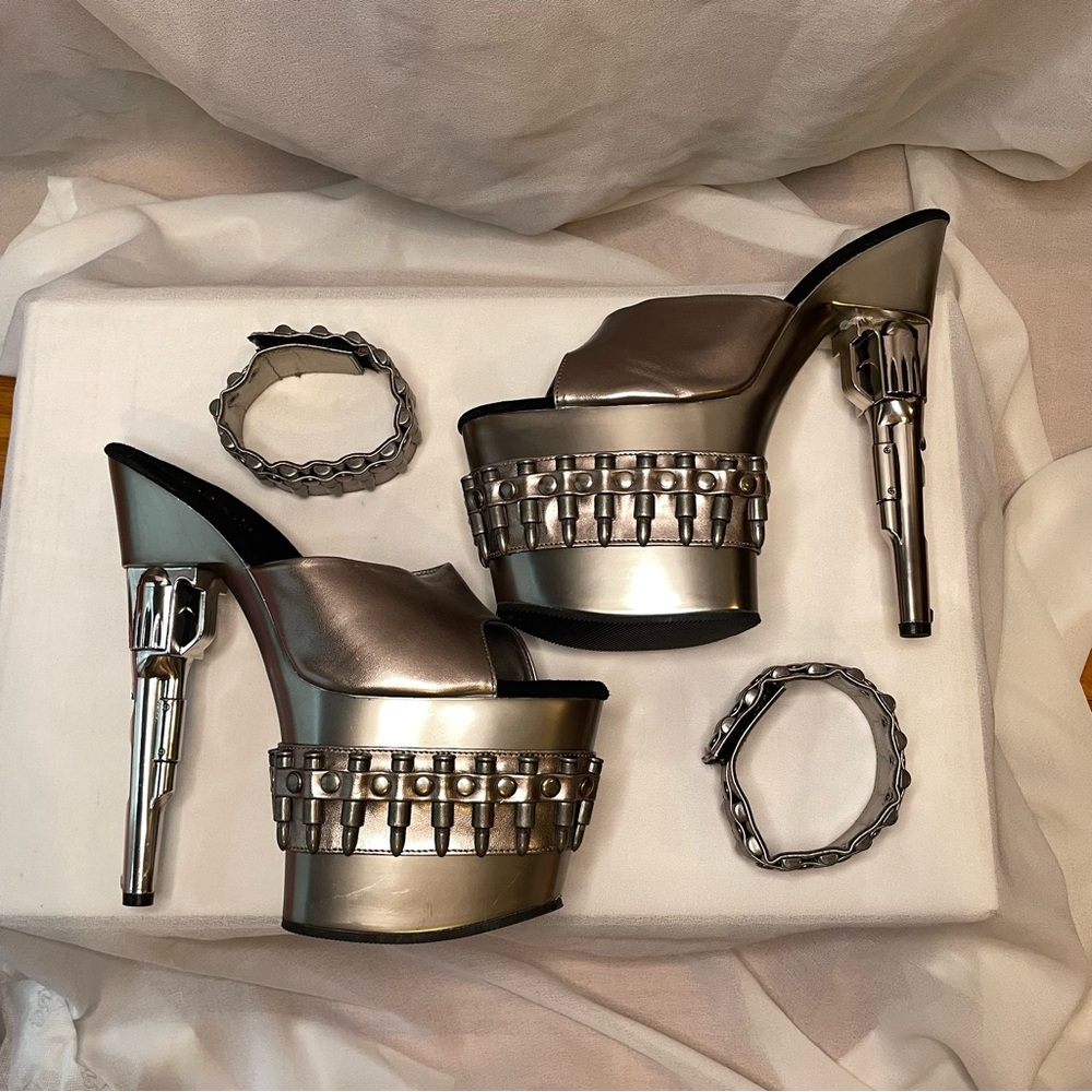 Pleaser Metallic Silver Platform Heels - Picture 4 of 7